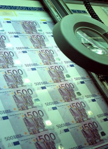 counterfeit 500 euro banknotes